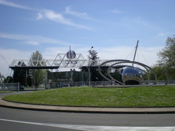 CNES_Facility_in_Toulouse_France_(angle)