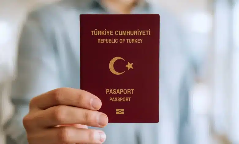 أسهل دول تمنح الإقامة الدائمة والجنسية بسرعة في 2025